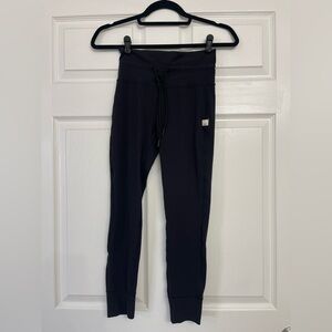Vuori daily leggings | Estimated Size XS
